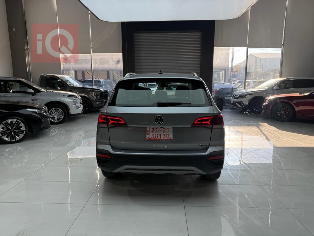 فولكسفاغن تاوس